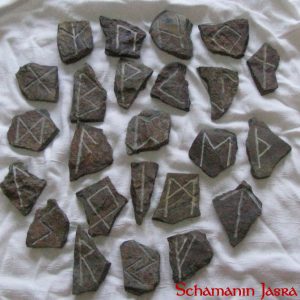 Runen: Runensets, Runenschmuck, einzelne Runensteine, Runenbilder