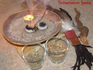 Im Seminar  "Schamanische, spirituelle - spirituelle Arbeitsmethoden / Techniken" lernen